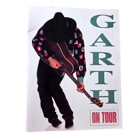 Vtg Garth Brooks Tour Program 1993 Country Concert Souvenir Book Collectible - Picture 1 of 8